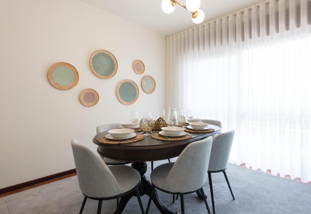 וילה נובה דה גאיה Lovelystay - Newly Decorated 2Br Flat With Free Parking מראה חיצוני תמונה